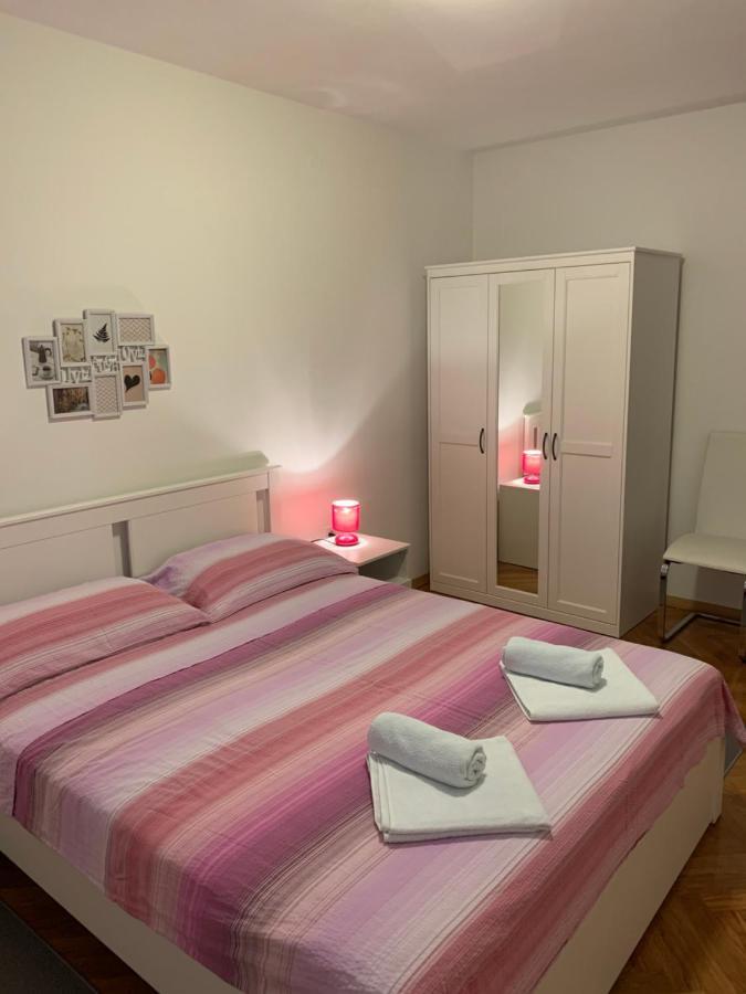 Apartments Toni-Малинска Экстерьер фото
