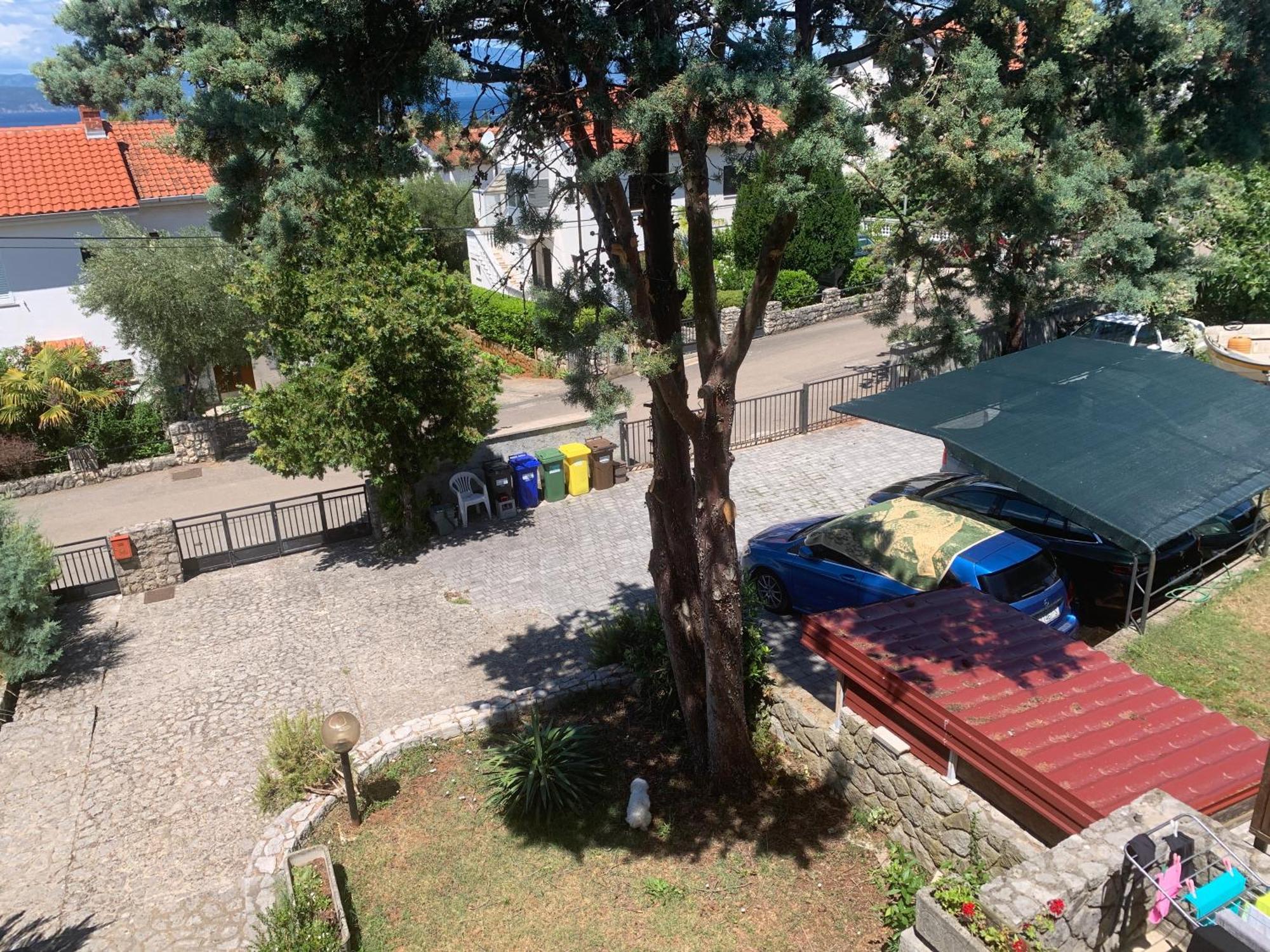 Apartments Toni-Малинска Экстерьер фото