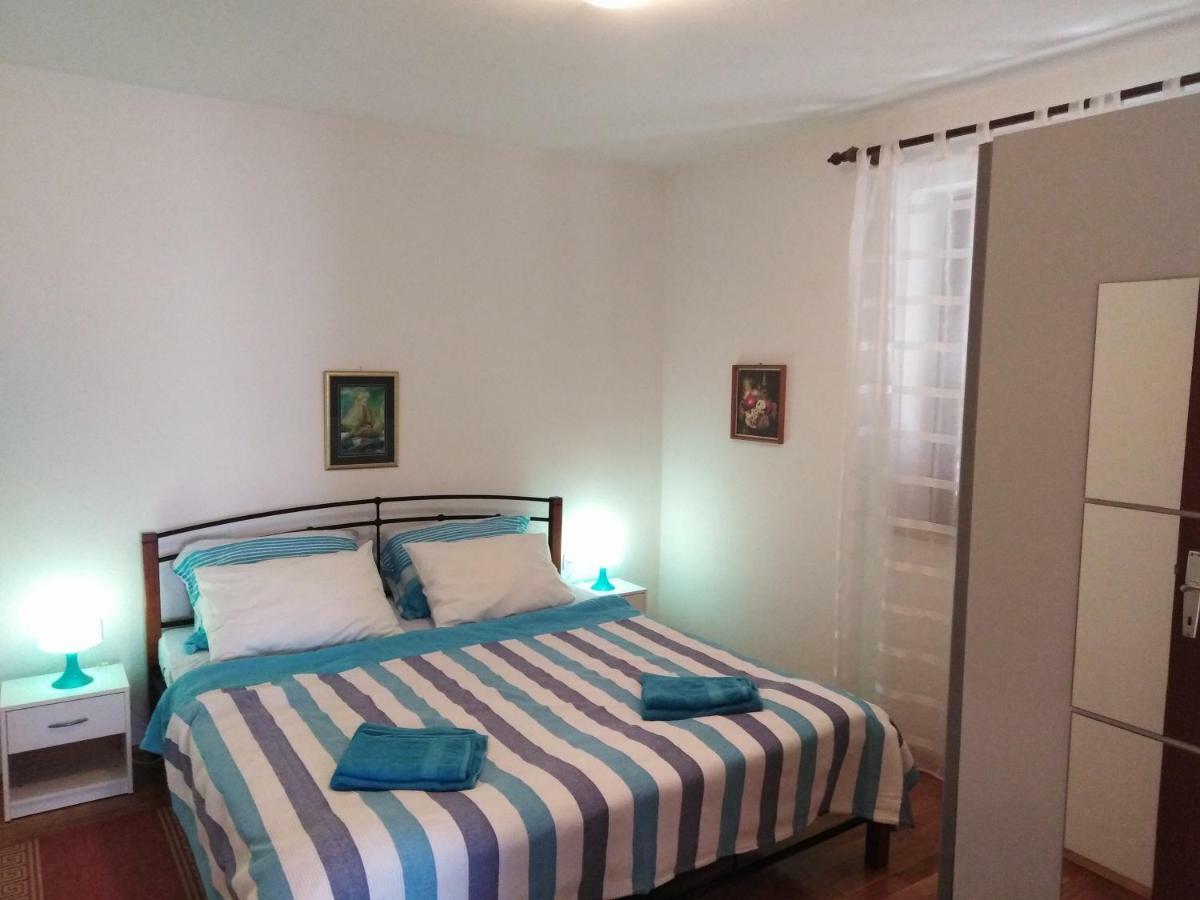 Apartments Toni-Малинска Экстерьер фото